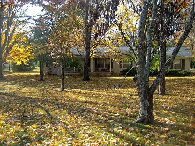 2nd image of 432 Eddy Ln