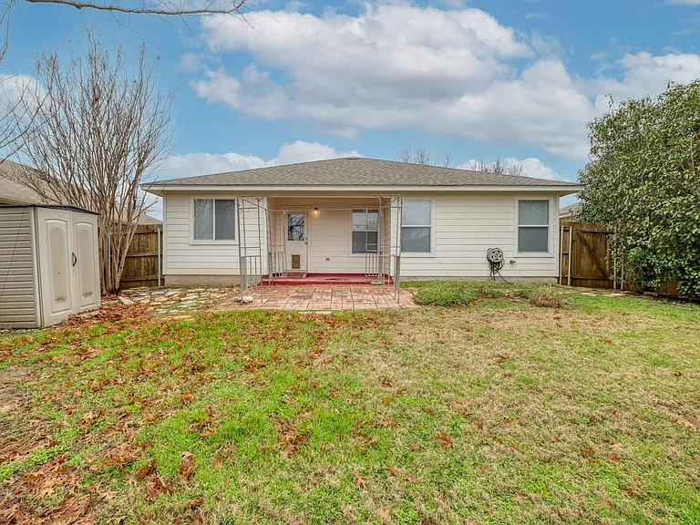 104 Pinnacle Dr — Photo 23