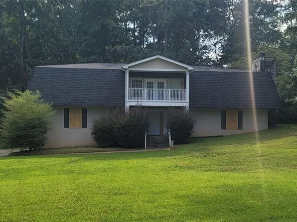 4169 Panola Lake Cir, Lithonia, GA 30038