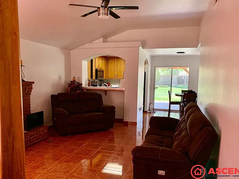 5821 Summer Cypress Dr — Photo 3