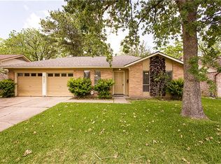 927 Richvale Ln, Houston, TX 77062