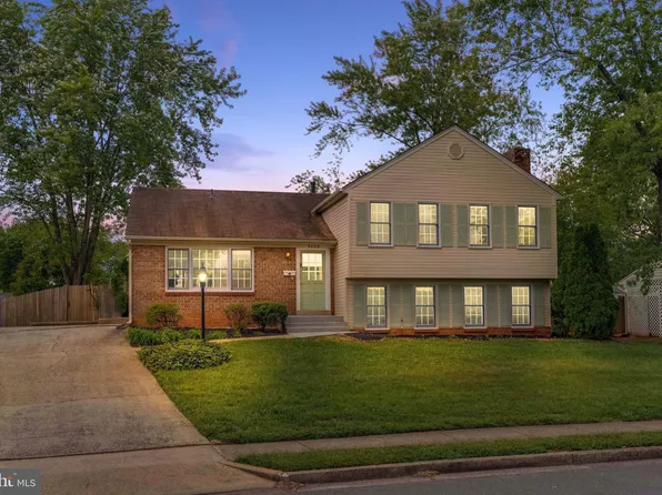 9809 Sudley Manor Dr, Manassas, VA 20109