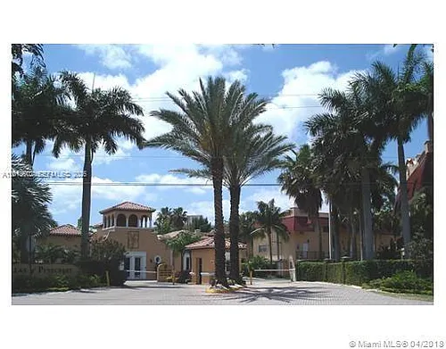 6713 N Kendall Dr #611 Photo 1