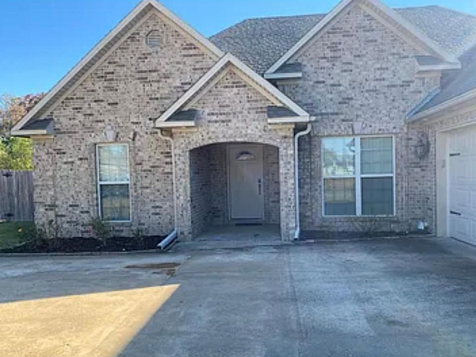 1st image of 4304 Trailwater Dr