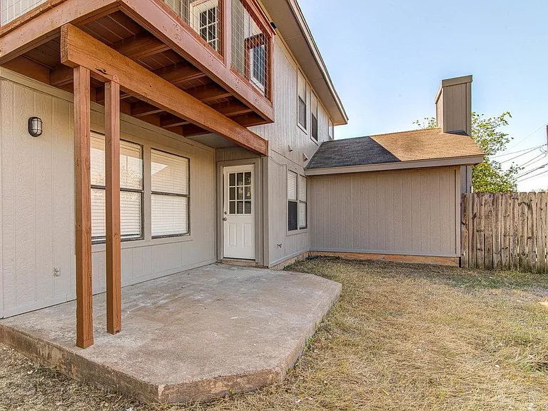 1205 Gregory Ln #1205 — Photo 17