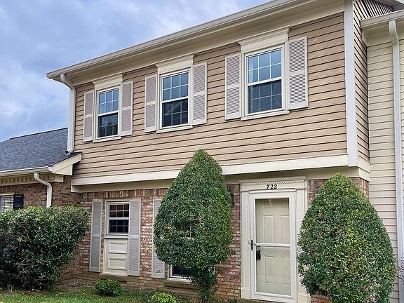 2nd image of 722 Brentwood Point