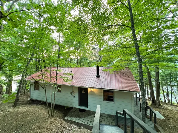 110 Harbor Side Dr, Lake Lure, NC 28746