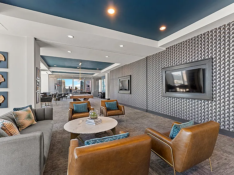 Relax and entertain in the SkyLounge