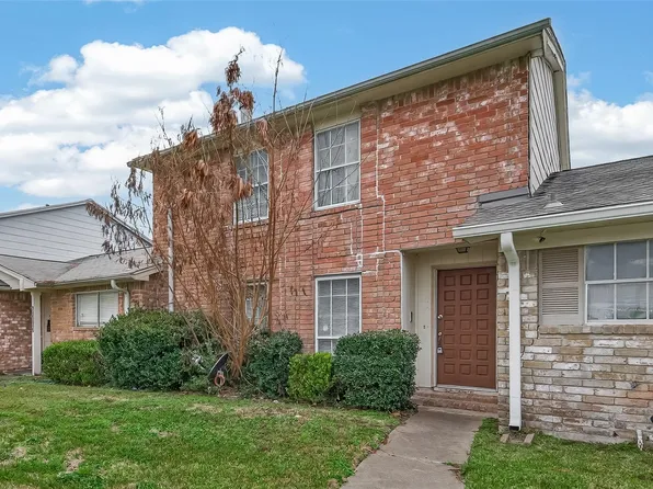 6375 S Briar Bayou Dr, Houston, TX 77072