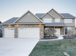 8178 Ash Ridge Ln, Findlay, OH 45840