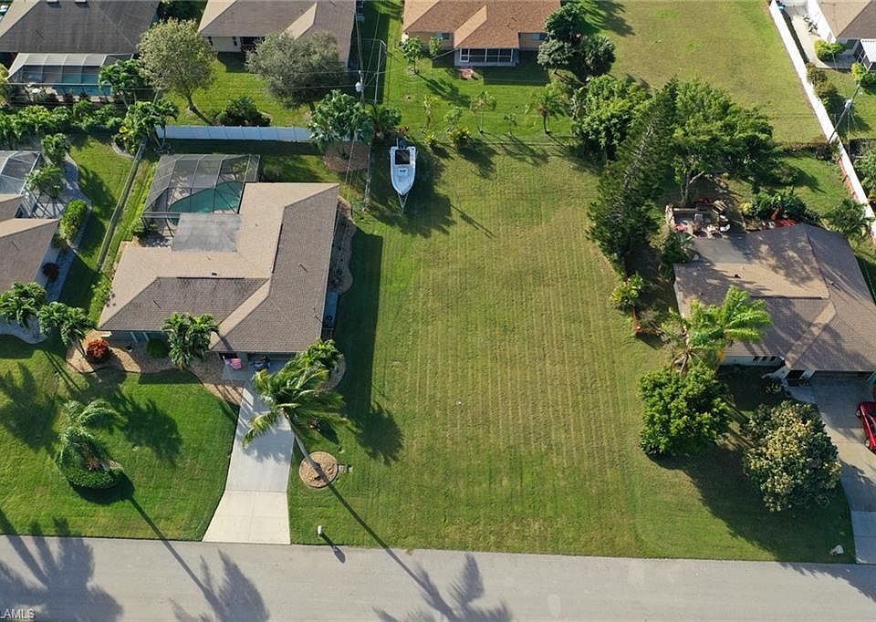 1st image of 1132 SW 44th Ter