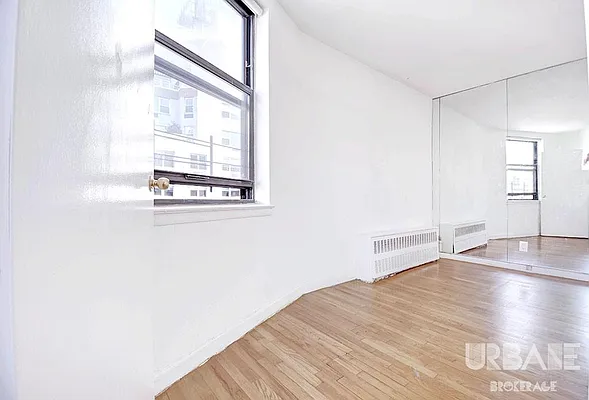 Rented by Urbane Brokerage | media 6