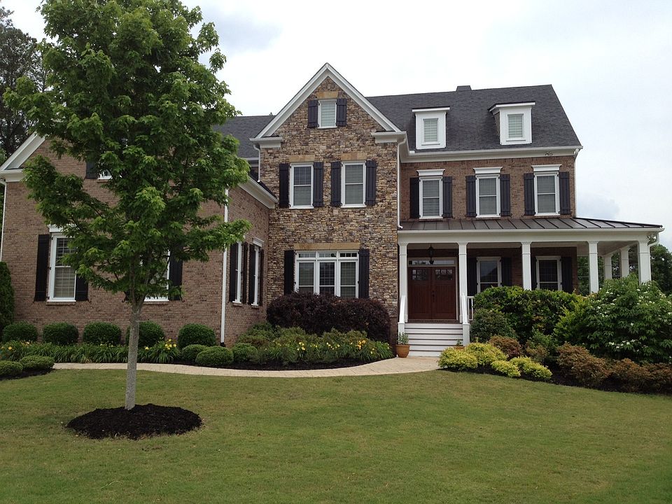 2nd image of 2614 Weddington Rdg NE