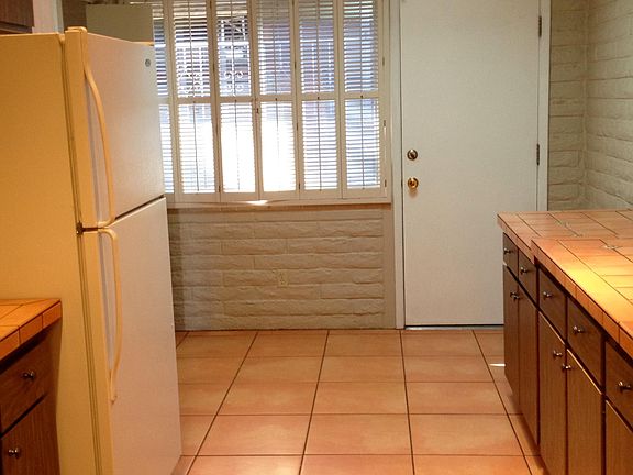 4th image of 8170 N Madrid Dr E