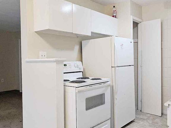 2nd image of 280 Fuller Ave #12