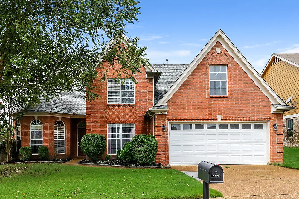 4 bed, 3.0 bath, 2210 sqft, $3,320 — Photo 1