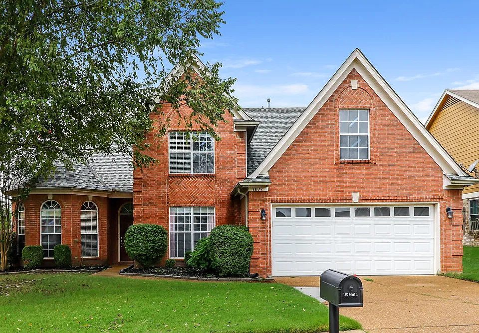 1077 Red Fern Cir E