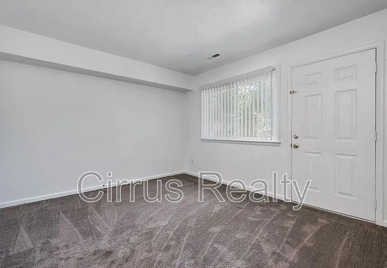 90 Francis St — Photo 12