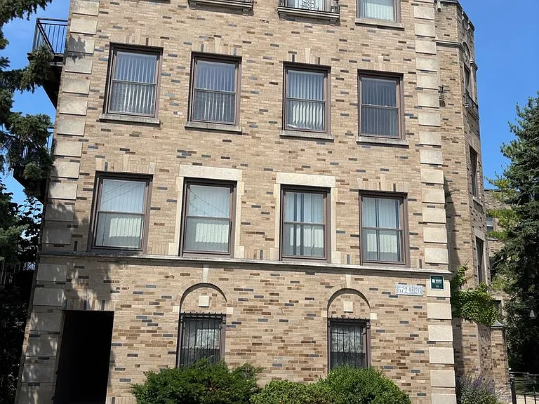 5724 N Mozart St #2A — Photo 1