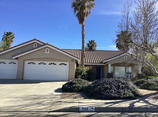 7120 W Avenue L #11, Lancaster, CA 93536