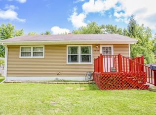 2309 Seminole Rd, Waukegan, IL 60087