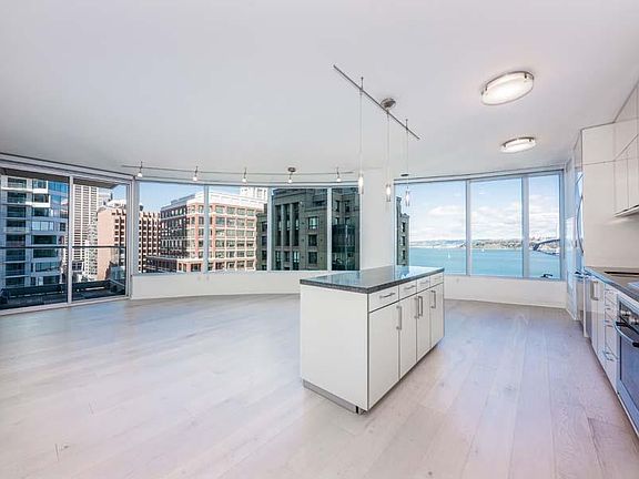 2nd image of 338 Spear St Unit 19B