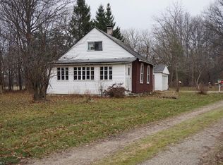 9820 Root Rd, Columbia Station, OH 44028