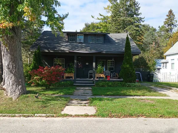 540 Cuyler St, Cheboygan, MI 49721