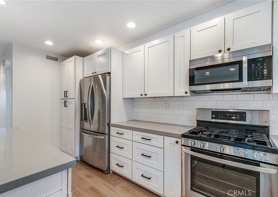 1st image of 33 Seabird Ct #6
