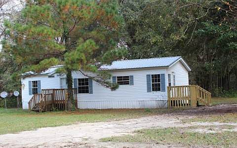 1st image of 637 SE Rolling Hills Dr
