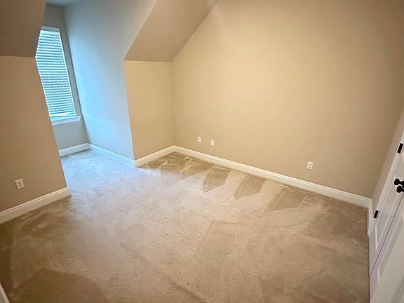 2nd image of 138 Kohen Luke Dr