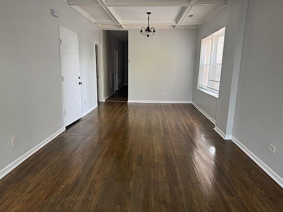 4th image of 7445 S Dante Ave #1