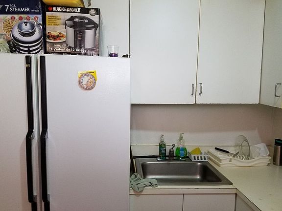 4th image of 6115 98th St APT 9L
