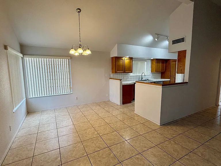 10236 S Del Rico — Photo 5