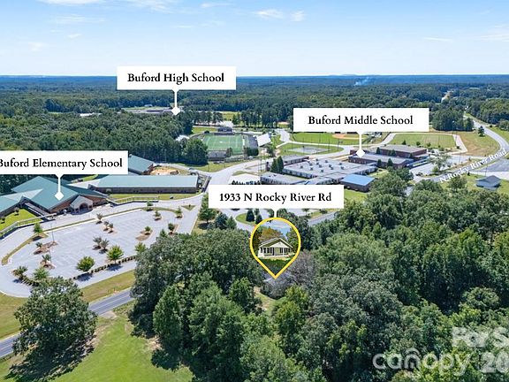 3rd image of 1933 N Rocky River Rd