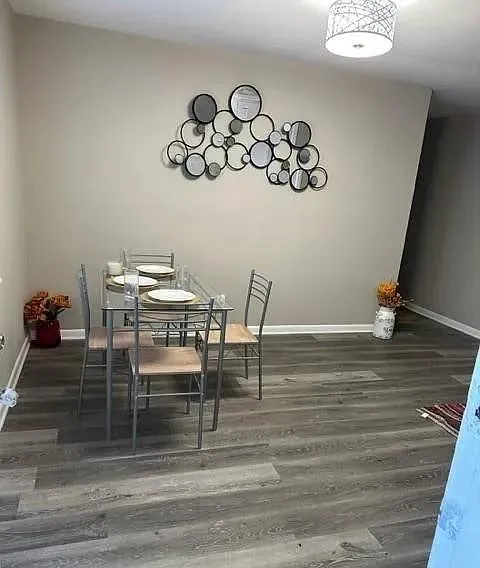 305 Scoggins St — Photo 9