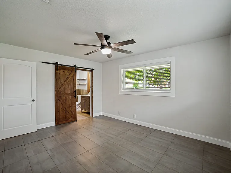 612 Booth Dr — Photo 20