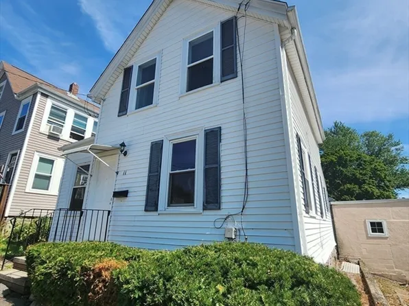 11 Richmond St, Weymouth, MA 02188