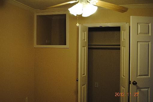 4th image of 242 E Bessie St