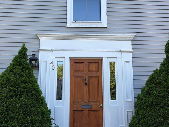 2nd image of 40 Marlboro St #1