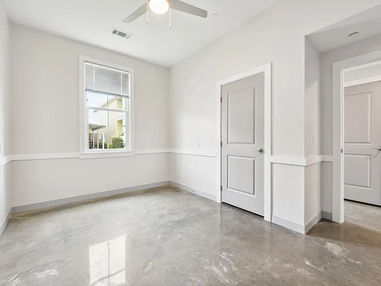Woodring Apartments — Photo 21