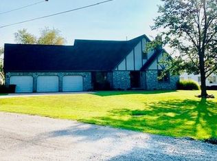 301 W Crestview Ave, Pittsburg, KS 66762