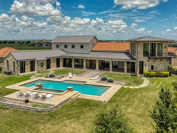 11802 E Rocky Creek Rd, Crowley, TX 76036