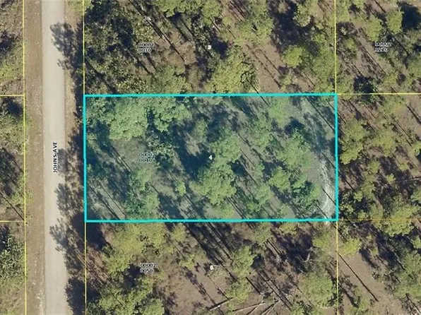 1218 Johns AVE, LEHIGH ACRES, FL 33972