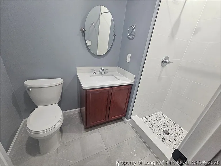 305 Bedfordshire Pl — Photo 38