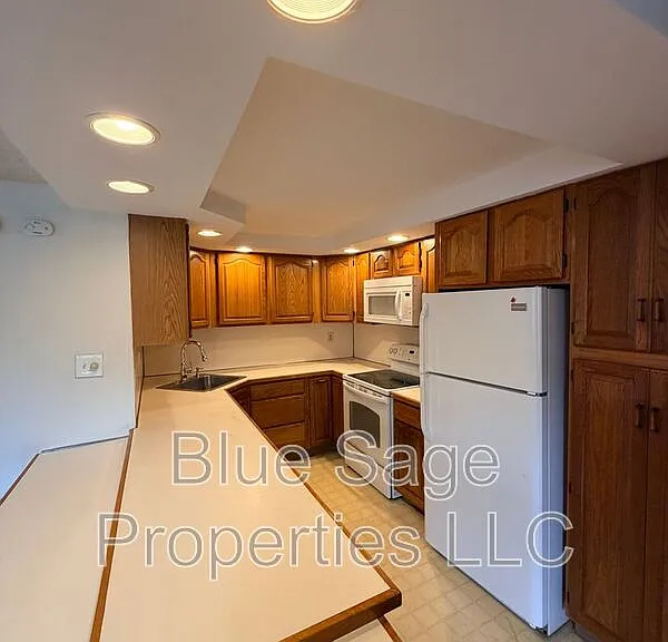 4419 Rosemont Ave #1 — Photo 6