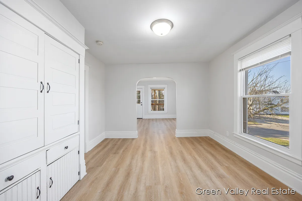 743 Crosby St NW - 2 — Photo 4
