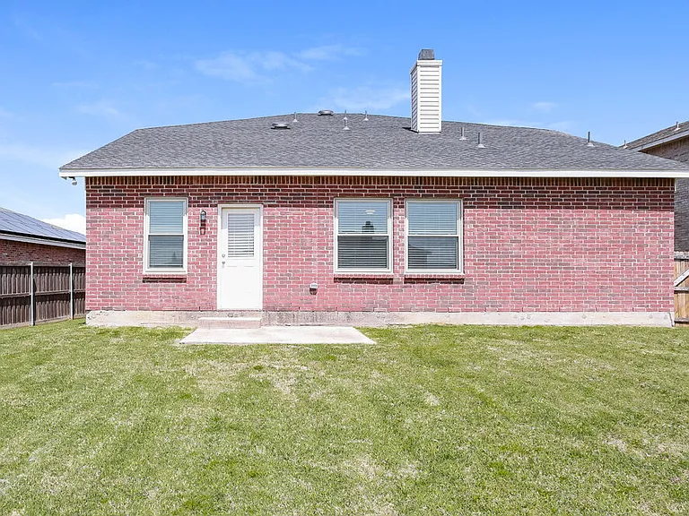 6120 Countess Ln — Photo 17