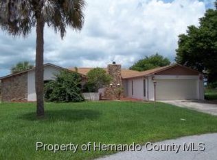 369 Swallow Ln, Spring Hill, FL 34606