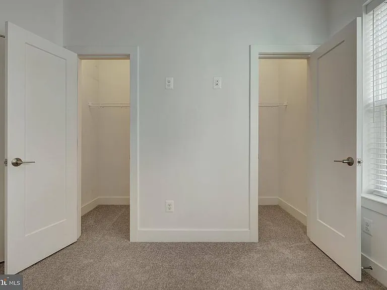 11247 Beaker St — Photo 21